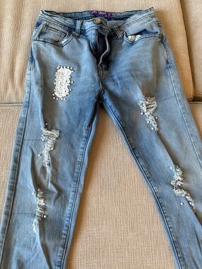 Light Wash Skinny Jeans with Pearl & Lace Distressing